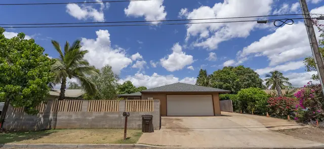Listing Image for 313 Hale Kai St 4 of 21