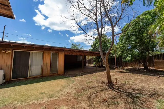 Listing Image for 313 Hale Kai St 6 of 21
