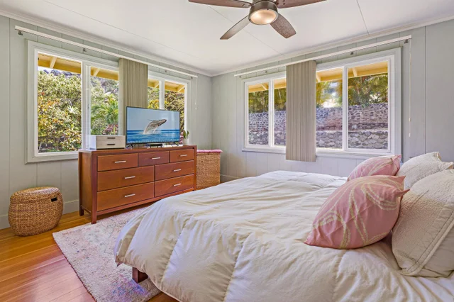 Listing Image for 219 Ekoa Pl 15 of 50