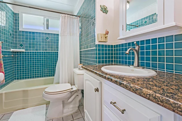 Listing Image for 219 Ekoa Pl 16 of 50