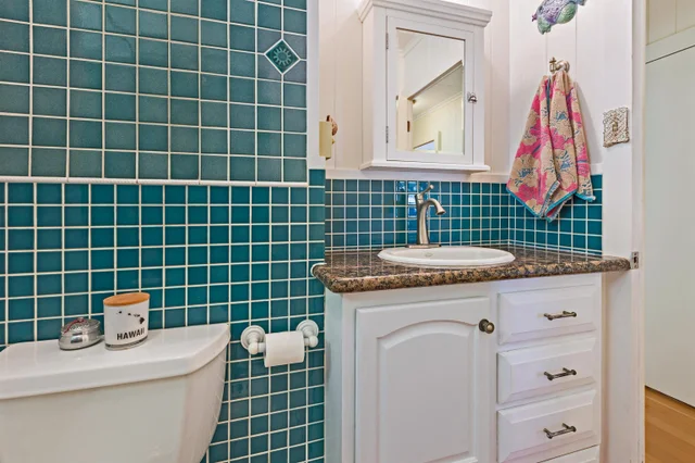 Listing Image for 219 Ekoa Pl 17 of 50