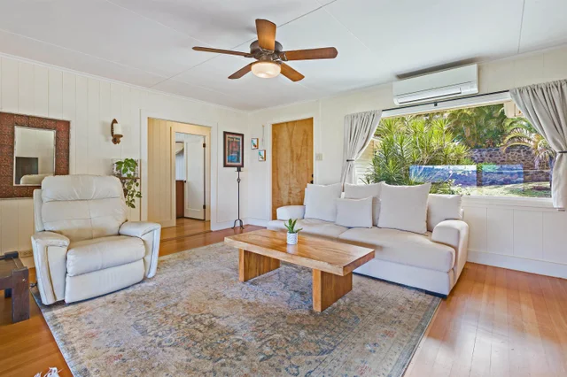 Listing Image for 219 Ekoa Pl 25 of 50