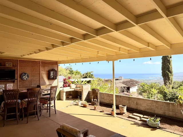 Listing Image for 219 Ekoa Pl 8 of 50