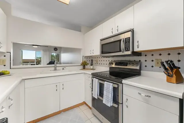 Listing Image for 21 Waiaka Ln 32-103 20 of 42