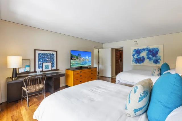 Listing Image for 1 Ritz Carlton Dr 1221-23 24 of 50