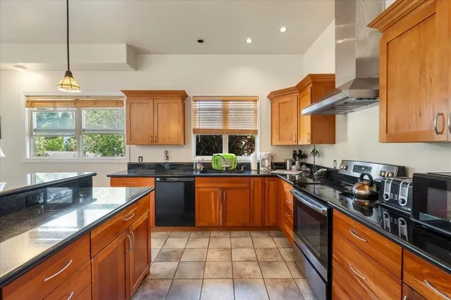 Listing Image for 2874 Ualani Pl 15 19 of 46