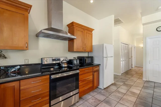 Listing Image for 2874 Ualani Pl 15 21 of 46