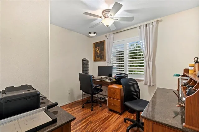 Listing Image for 60 Halili Ln 6m 31 of 47