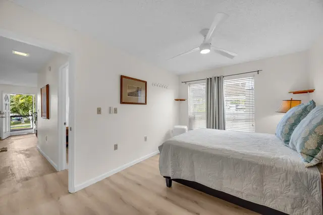 Listing Image for 160 Keonekai Rd 16-102 12 of 26