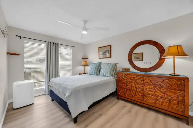 Listing Image for 160 Keonekai Rd 16-102 13 of 26