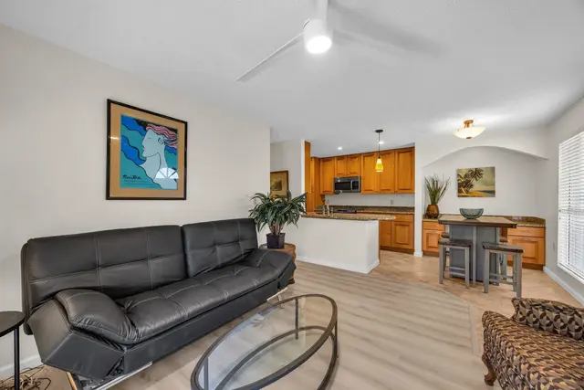 Listing Image for 160 Keonekai Rd 16-102 6 of 26