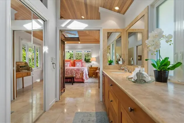 Listing Image for 20 Hui Rd I 26 14 of 35