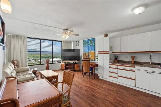 Listing Image for 493 Pio Dr 407 6 of 33