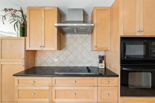 Listing Image for 50 Nohea Kai Dr 1-304 10 of 40