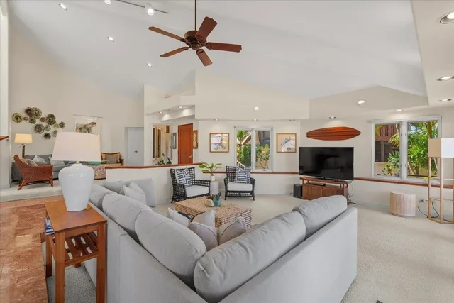 Listing Image for 9 Puu Hale St 10 of 44