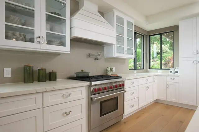 Listing Image for 50 Kaalele Pl 13 of 43