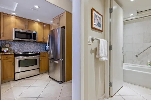 Listing Image for 2481 Kaanapali Pkwy 565 16 of 38