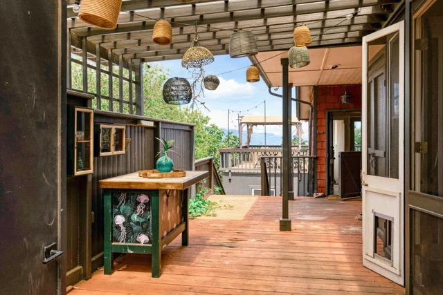 Listing Image for 84 Kilakila Pl 3 of 39