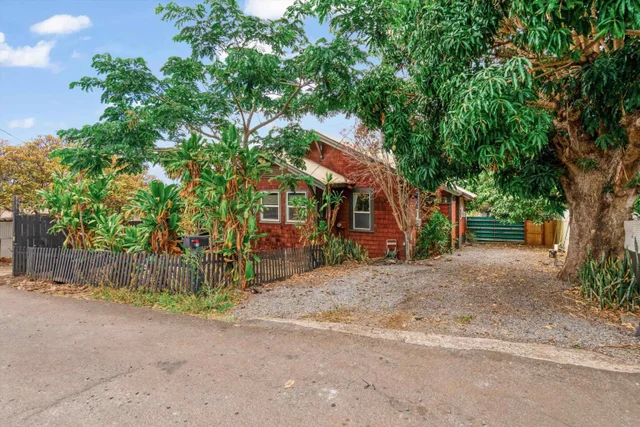 Listing Image for 84 Kilakila Pl 37 of 39