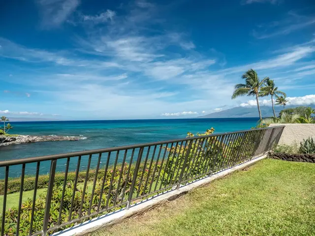 Listing Image for 5295 Lower Honoapiilani Rd B-31 17 of 27