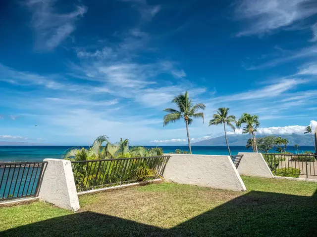 Listing Image for 5295 Lower Honoapiilani Rd B-31 22 of 27