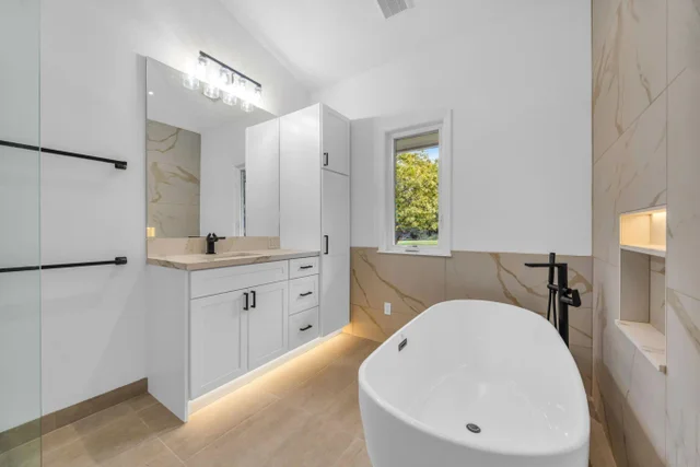 Listing Image for 7733 Kula Hwy 25 of 43