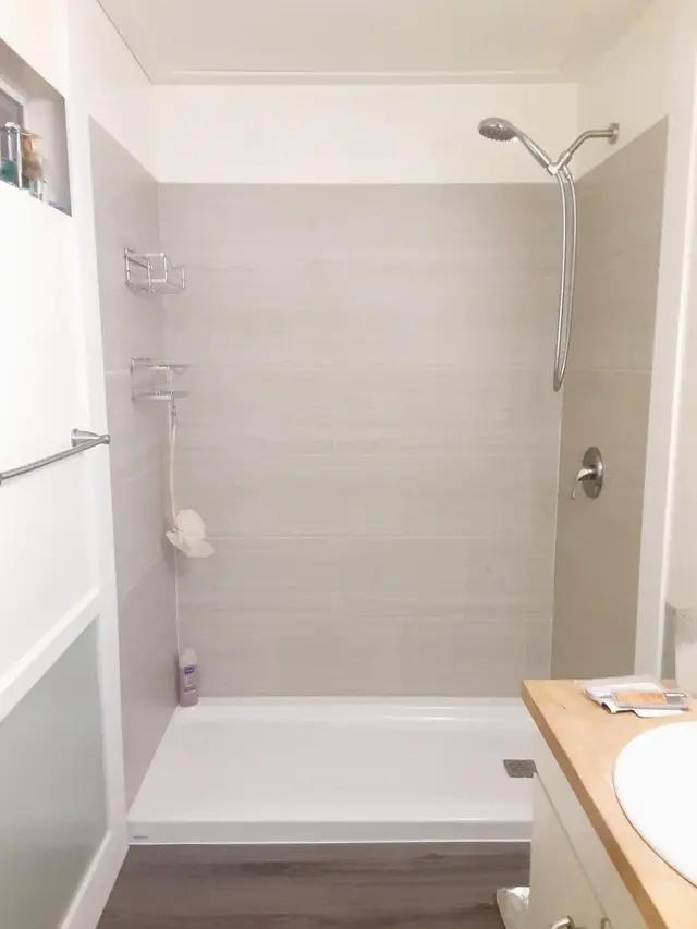 Listing Image for 3740 Lower Honoapiilani Rd E102 3 of 15