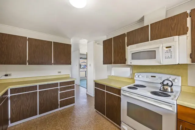 Listing Image for 281 Ani St 12 of 50
