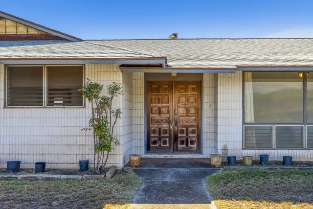 Listing Image for 281 Ani St 2 of 50