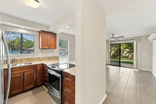 Listing Image for 1450 S Kihei Rd E-106 4 of 32