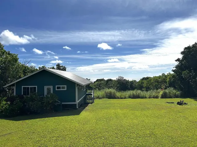 Listing Image for 159 Waiohonu Rd 1 of 20