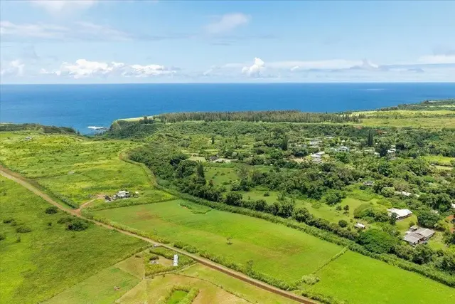 Listing Image for 2865 Hana Hwy Cpr A 6 of 32