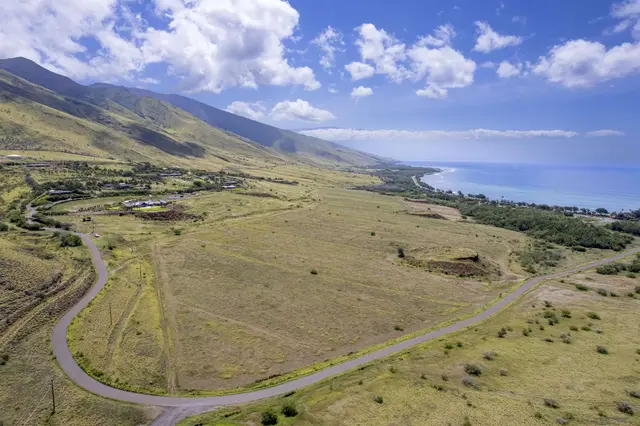 Listing Image for 814 Honoapiilani Hwy 22b 8 of 9