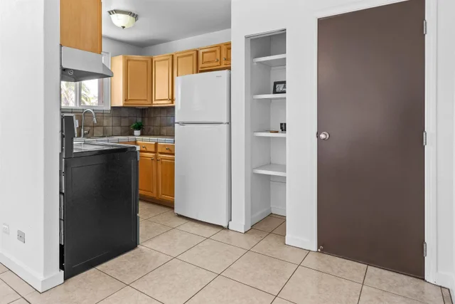 Listing Image for 471 Liholiho St 6 10 of 17