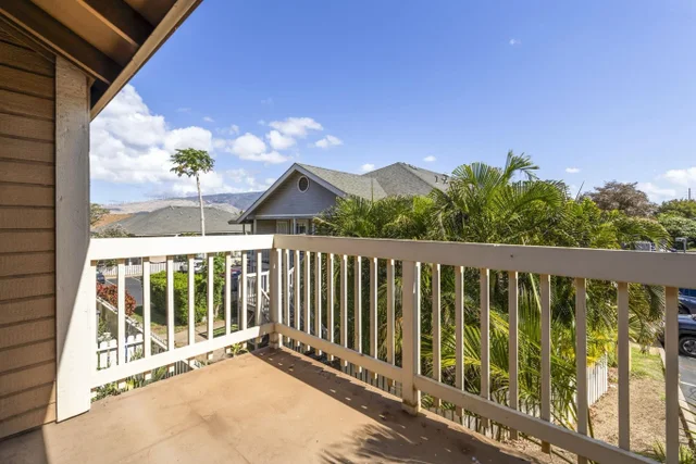 Listing Image for 140 Uwapo Rd 18-203 28 of 40