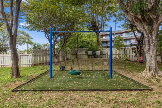 Listing Image for 140 Uwapo Rd 18-203 38 of 40