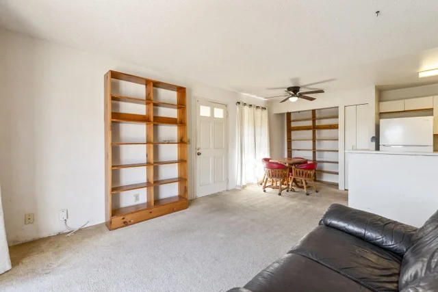 Listing Image for 140 Uwapo Rd 18-203 6 of 40