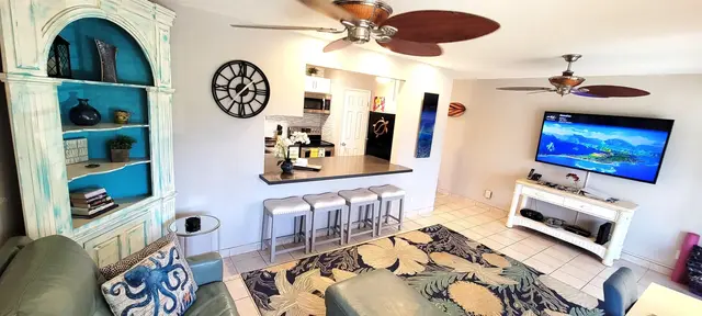 Listing Image for 34 Wailana Pl 204 3 of 28