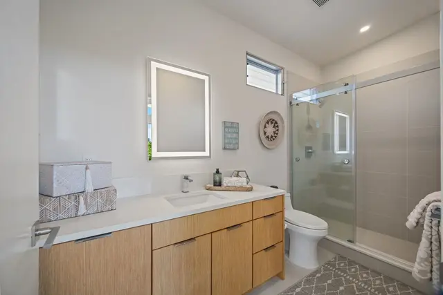 Listing Image for 173 Holokahiki Ln 10b 38 of 50