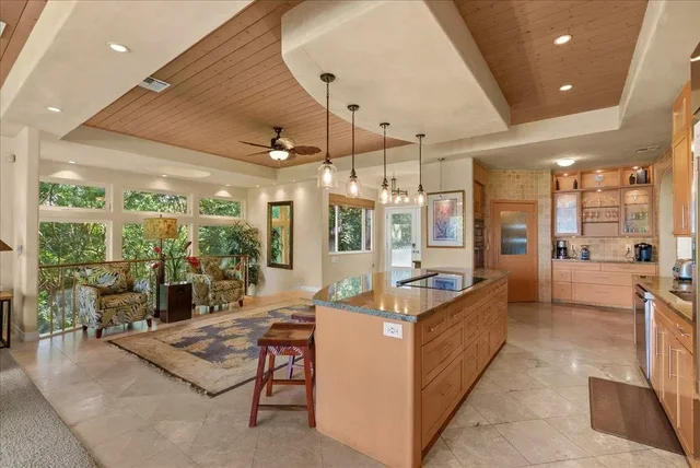 Listing Image for 20 Hui Rd I 9 4 of 50