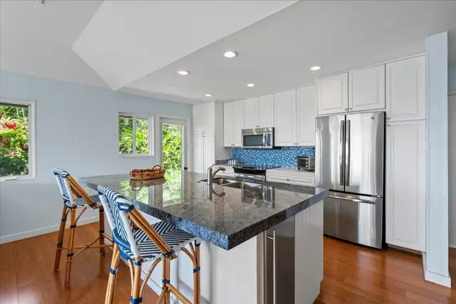 Listing Image for 20 Hui Rd I 42 10 of 48