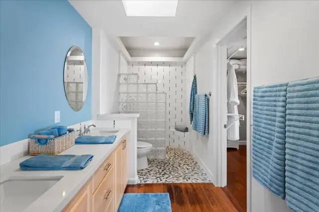 Listing Image for 20 Hui Rd I 42 32 of 48