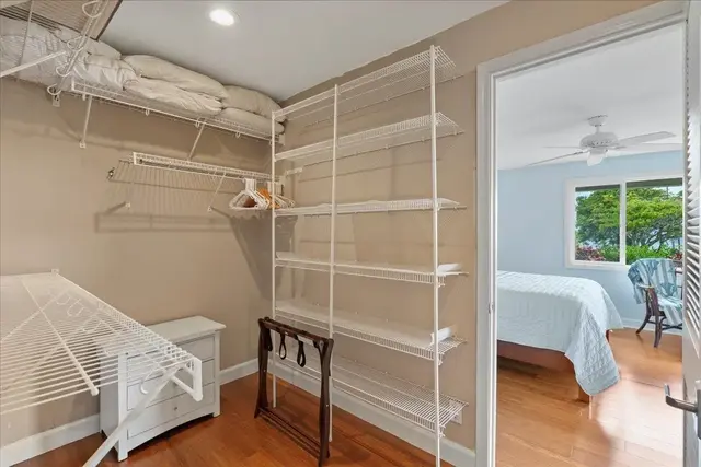 Listing Image for 20 Hui Rd I 42 33 of 48