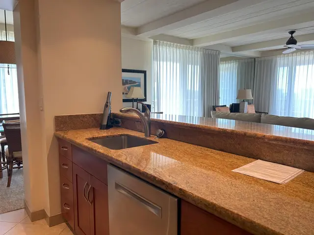 Listing Image for 2481 Kaanapali Pkwy 1023/s 13 of 18