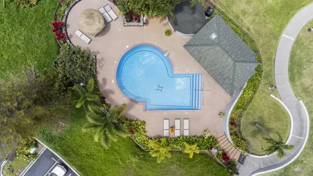 Listing Image for 500 Kapalua Dr 21p34 33 of 44