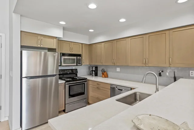 Listing Image for 12 S Kihei Rd G1 19 of 49