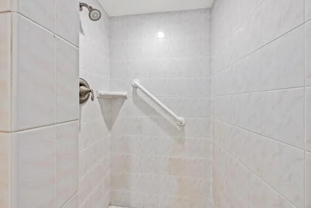 Listing Image for 12 S Kihei Rd G1 24 of 49