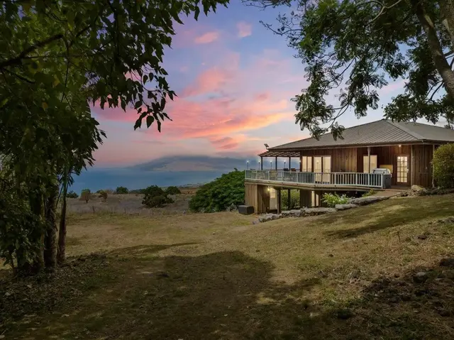 Listing Image for 13434 Kula Hwy 1 of 39