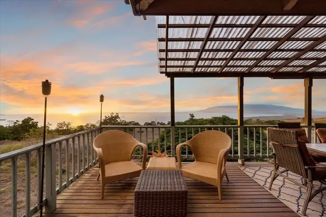 Listing Image for 13434 Kula Hwy 15 of 39