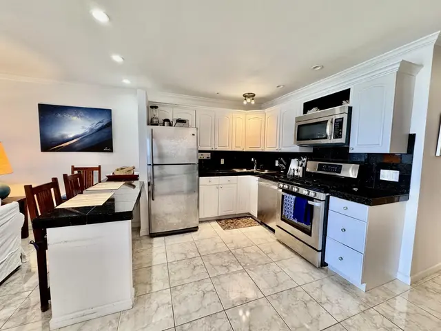 Listing Image for 7142 Kamehameha V Hwy A308 7 of 26